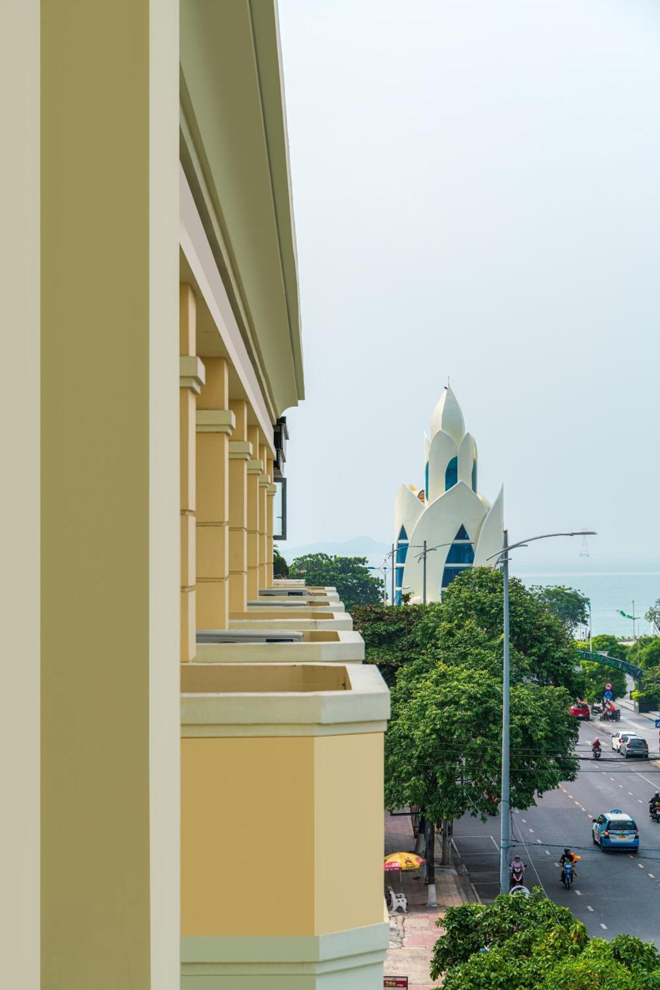 Tran Vien Dong Hotel Nha Trang Exterior photo